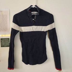 VINTAGE TOMMY HILFIGER SWEATER